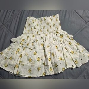 Chic Floral A-Line Skirt - White and Yellow